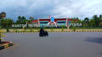 Pemda Halut Gelar Kerja Bakti Sambut Kedatangan KM Tatamailau di Pelabuhan Tobelo