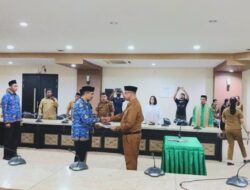 Pemkab Halmahera Utara Serahkan SK 100 Persen kepada 56 PNS