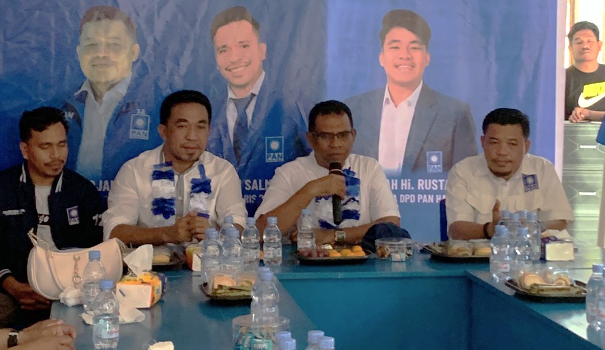 Wakil Bupati Halmahera Utara, Dr. Kasman Hi. Ahmad, Hadiri Rapat Kerja (Raker) bersama jajaran Dewan Pimpinan Daerah (DPD) PAN di Halsel (foto istimewa)