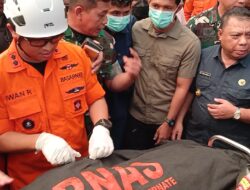 Bupati Halut Sambut Jenazah Korban Dukono: “Ini Duka Kita Semua”