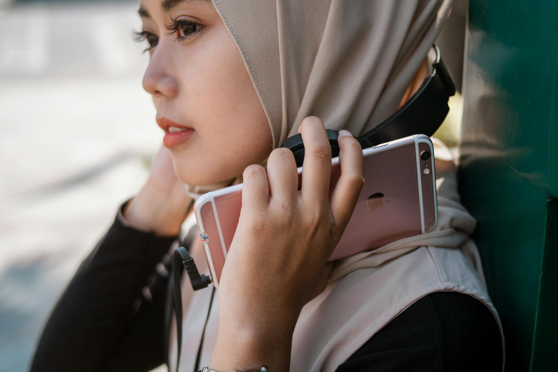 Chart lagu Indonesia 2024 menampilkan peringkat hits terpopuler minggu ini