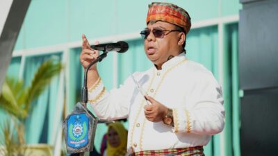 Hidupkan Kembali Tradisi Pakaian Adat, Bupati Piet Ajak ASN Lestarikan Warisan Budaya