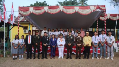 Bupati Piet Pimpin Upacara Penurunan Bendera HUT ke-81 RI di Tobelo Selatan