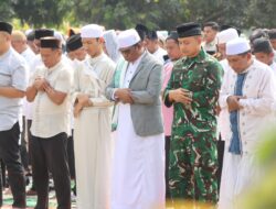 ‎Sholat Istisqo di Halut, Wakil Bupati Ajak Warga Rawat Lingkungan dan Perkuat Reboisasi