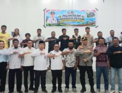 Dorong Pertanian Modern, Bupati Piet Lantik Pengurus Asosiasi Petani Halmahera Utara