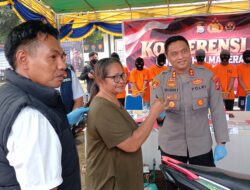 Polres Halut Kembalikan Motor Korban Curanmor, Kapolres Beri Hadiah SIM Gratis